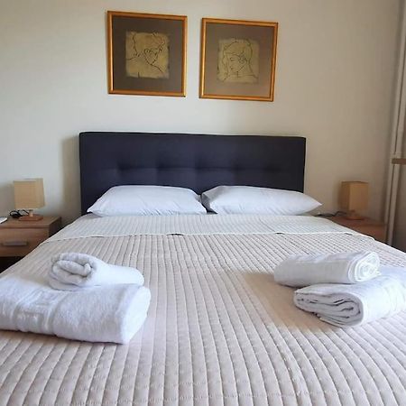 Comfort Apartment In The City กาลามาตา ภายนอก รูปภาพ