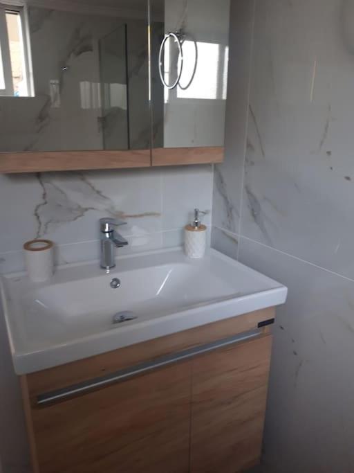 Comfort Apartment In The City กาลามาตา ภายนอก รูปภาพ